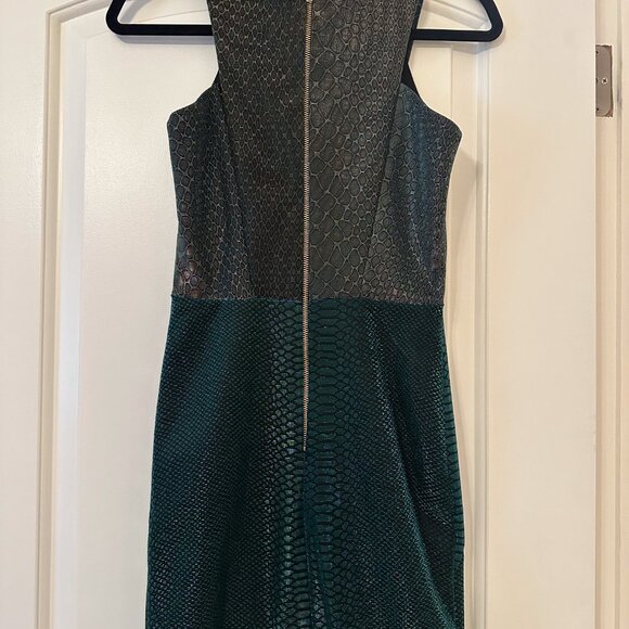 RARE TOPSHOP Mini Snake Shimmer Dress Size 2 - Picture 2 of 5